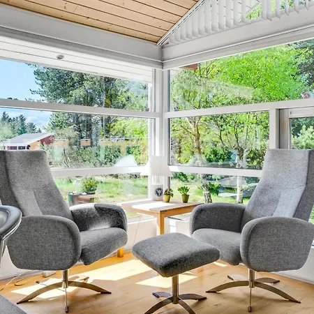 Vetle - 2-8km From The Sea By Interhome